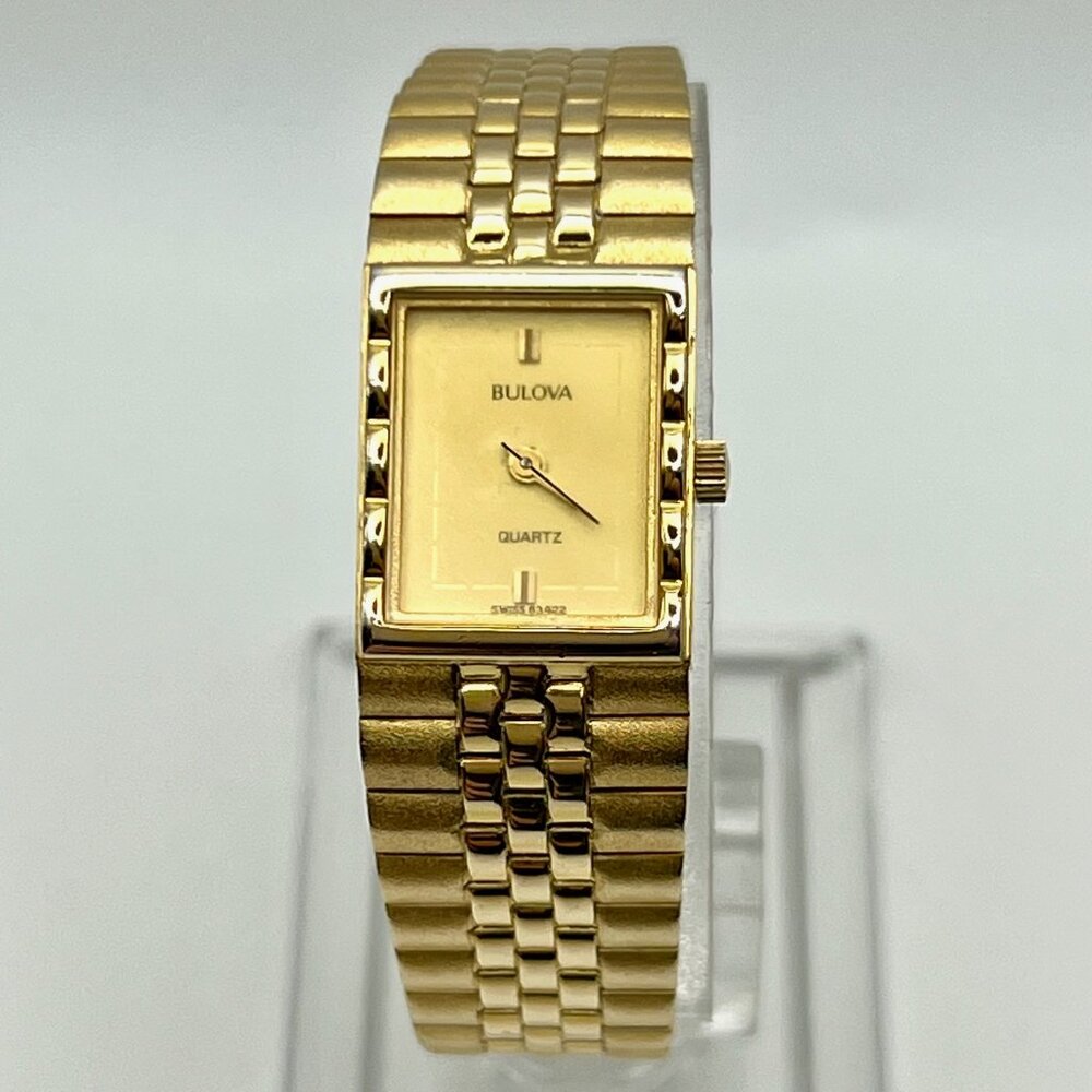 Vintage Bulova P3 Quartz 90’S Tank Gold Cocktail Dress Ladies Watch Working